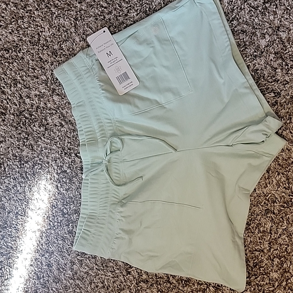 Harmony Balance Pants - NWT Harmony shorts